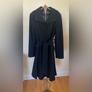 George Simonton Womens Black Wool and Cashmere Wrap Coat size 10!
